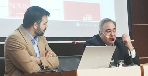 گزارشی از کارگاه تجربه&zwnj;نشست با بنیان&zwnj;گذار نوین زعفران در اتاق بازرگانی کاشان