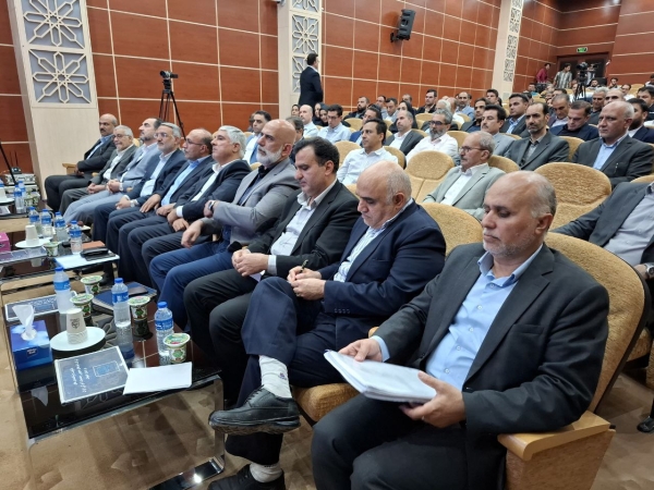 افتتاح انبارهای عمومی و خدمات گمرکی واردات کاشان؛ تحقق رویای دو دهه‌ای فعالان اقتصادی