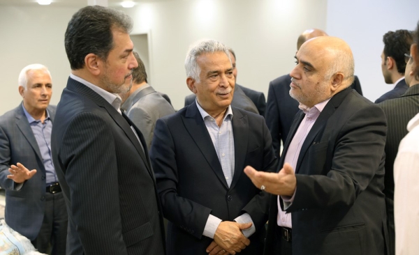 بازدید اعضای هیات رئیسه اتاق ایران از نمایشگاه بین‌المللی لوازم خانگی