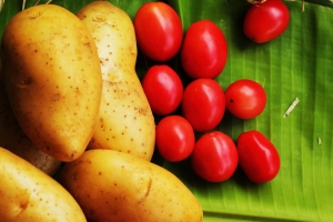 ممنوعیت واردات سیب زمینی و گوجه فرنگی به عراق